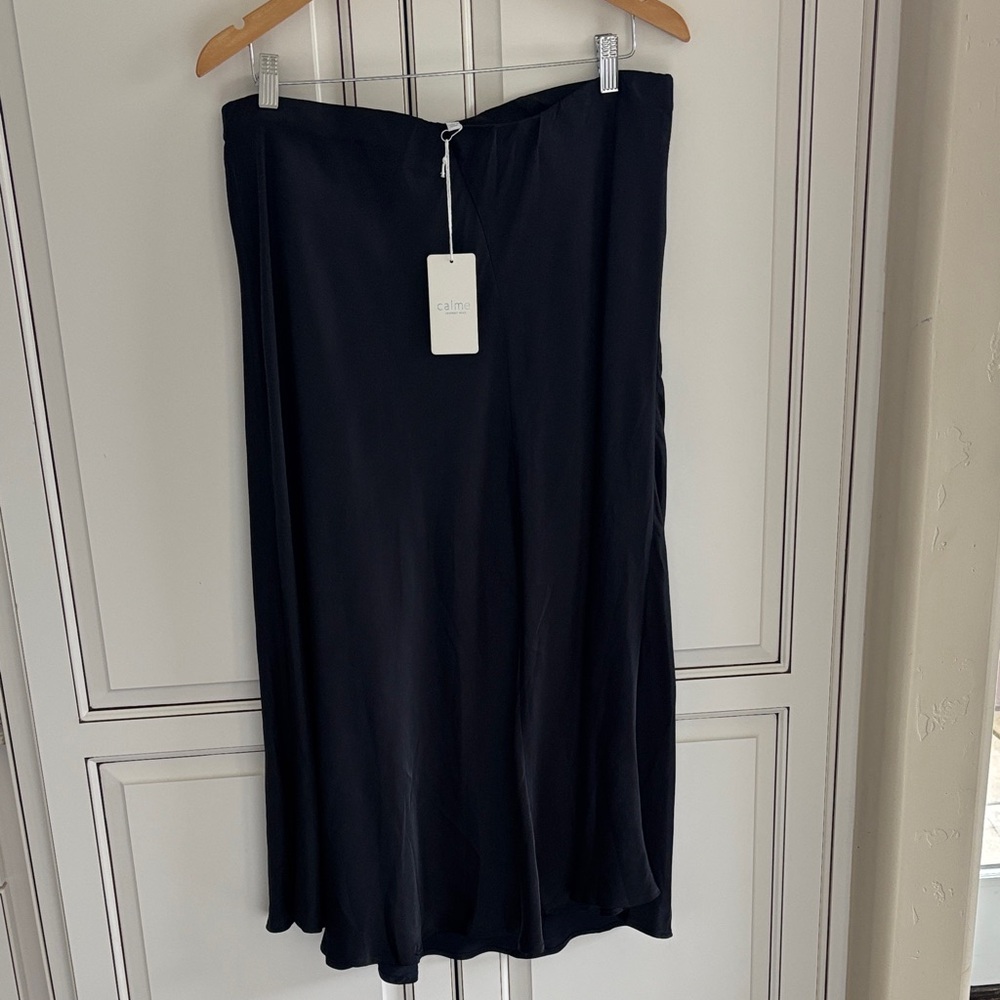 Johnny Was Asymmetrical Black Lined Midi Skirt Size Large‎ -  NWT $185